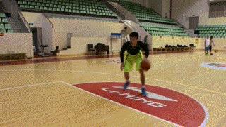 运球节奏入门教学,新手玩球运球教学