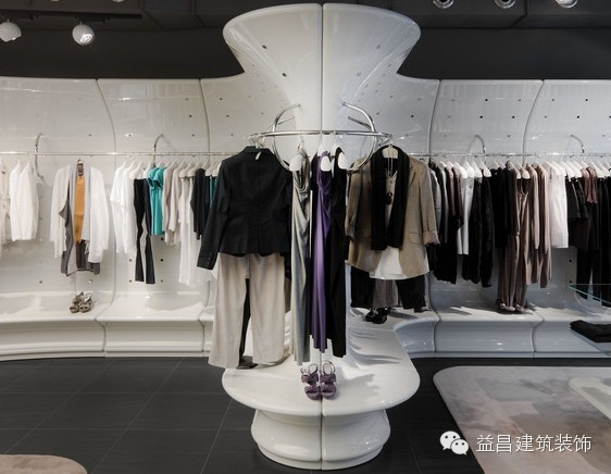 如何定位服装店铺空间设计风格,服装店的选址细节怎么写