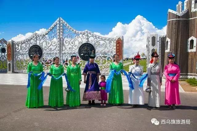 去了内蒙为什么敬酒三杯，哈达怎么接，马奶也是良药？