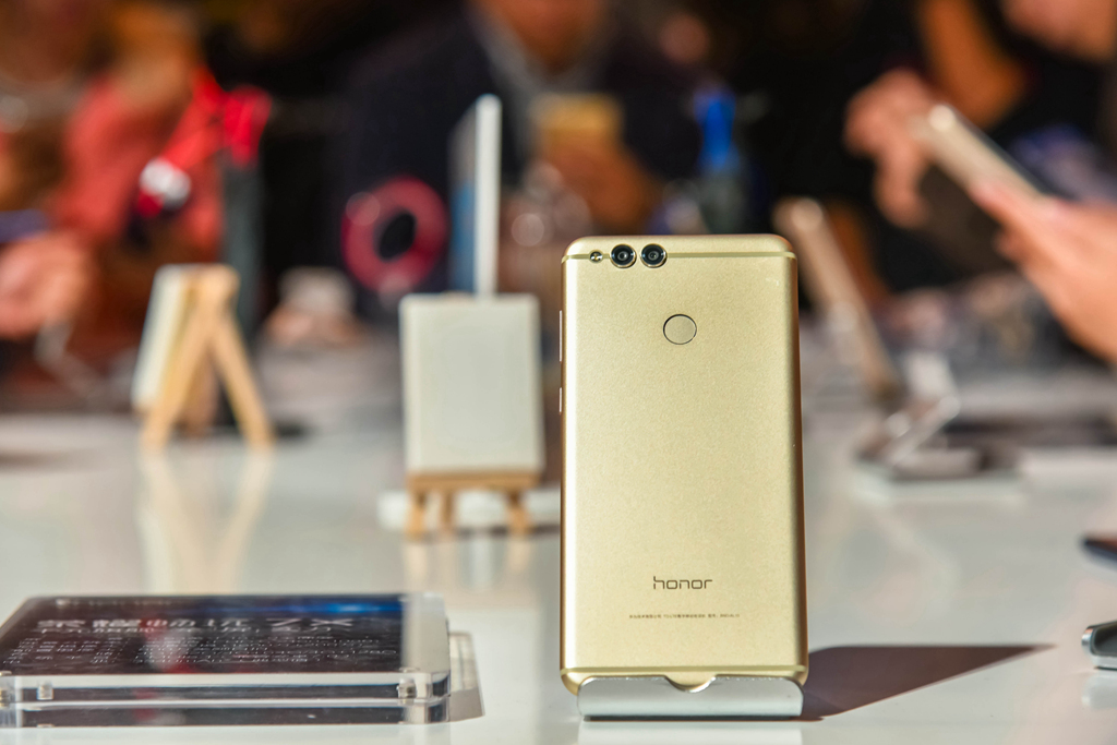 荣耀畅玩7x值得买么,荣耀畅玩7x评测情况