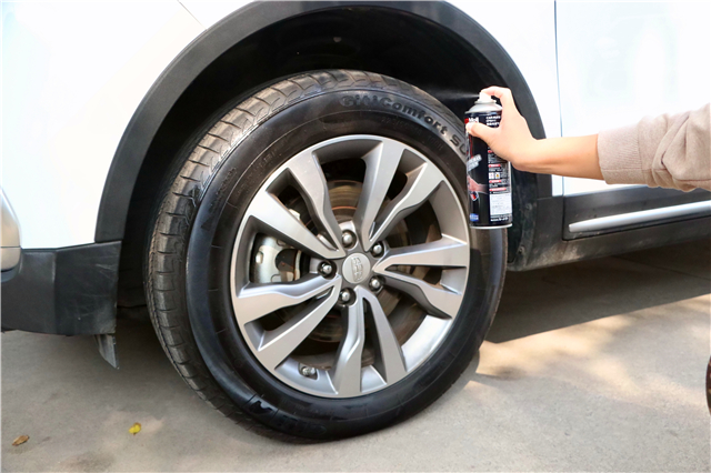 吉利博越车漆效果图,只需一招让您的爱车焕然一新