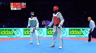 斗鸡式跆拳道,跆拳道打竞技赛的几种技巧