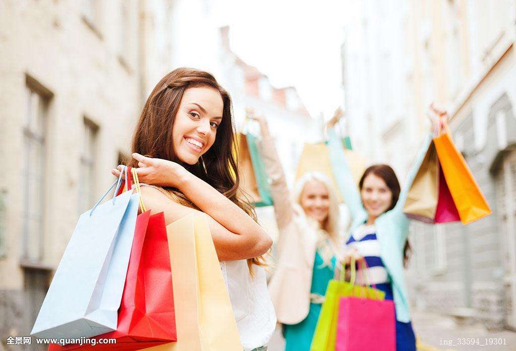 女朋友太爱钱太现实,女朋友太爱工作咋办