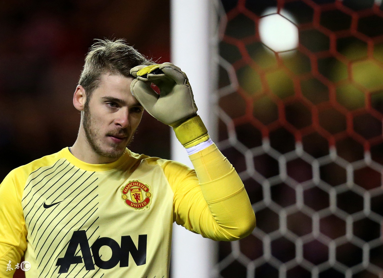 切尔西欧冠夺冠穆里尼奥跪谢球员,穆里尼奥走下神坛完整版