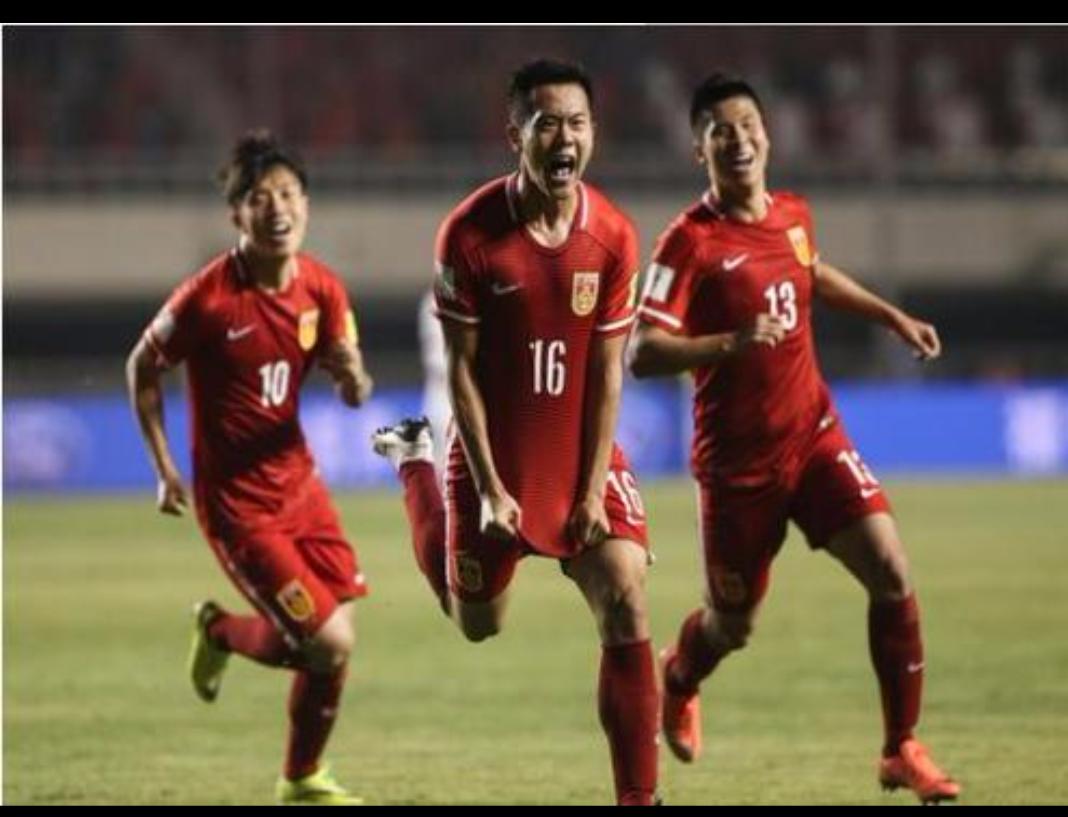 中国男足被人骂什么感受,男足伪球迷