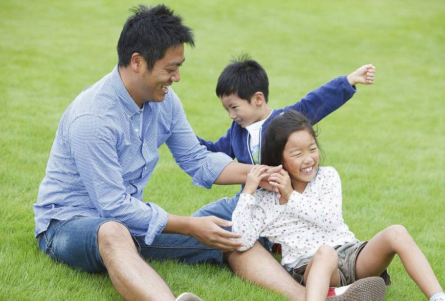 跟孩子缺乏沟通,怎么和孩子沟通没代沟