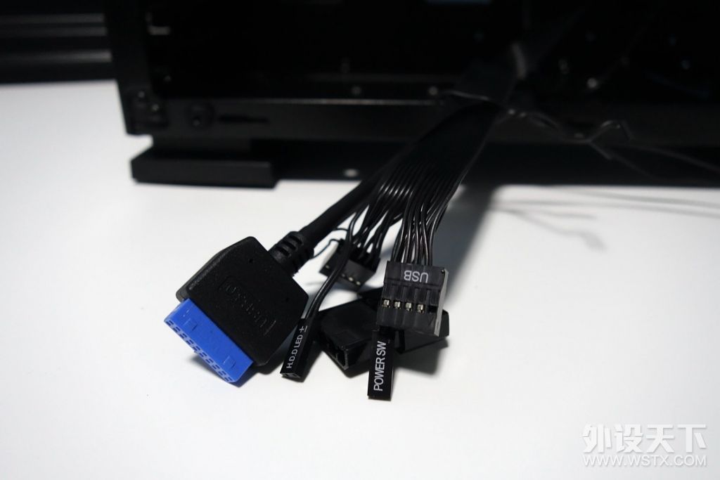 性价比吃鸡电脑主机配置推荐,谁也阻挡不了吃鸡