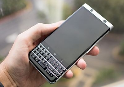 目前不建议买的四款手机,3款高价低配的手机建议避开