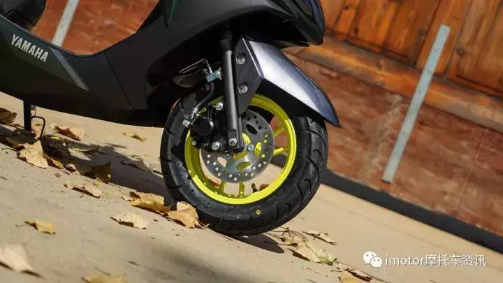 20款福喜125踏板评测,操控性好的本田125踏板车