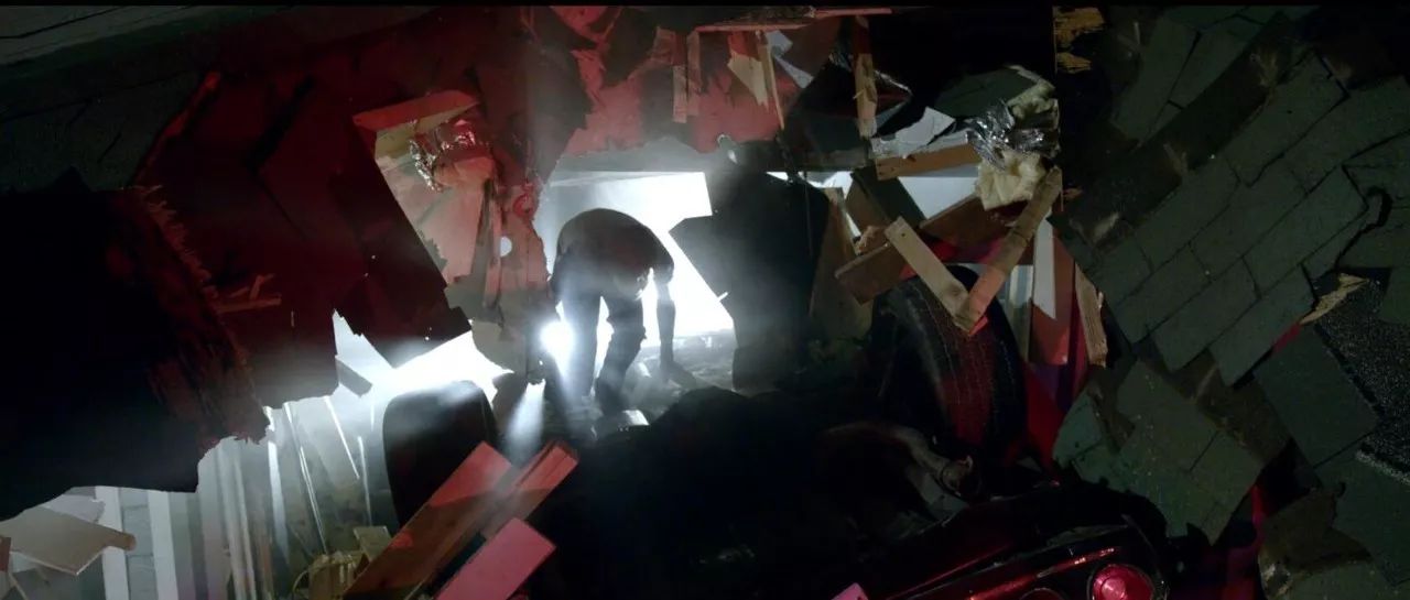 这么重口味的B级青春片,你只看到腥和性就不对了