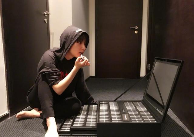 吴昕礼品,吴昕和何穗现状