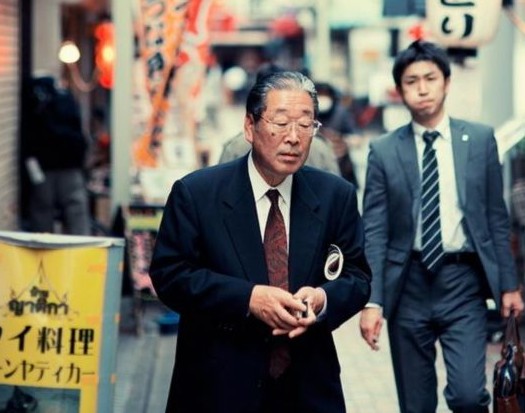 日本人在国外真的很受尊重吗,揭秘日本人在国外的奇怪行为