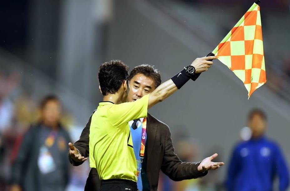 越位是足球最大魅力,只有足球才有越位么