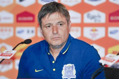 螳螂捕蝉黄雀在后对不对,螳螂捕蝉黄雀在后邪不压正结局