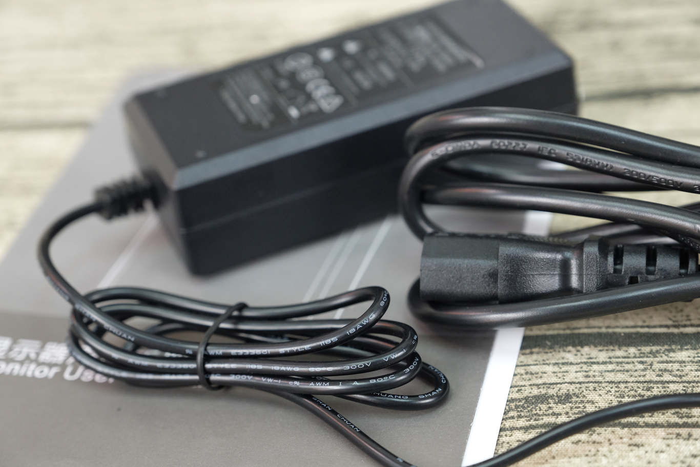 能吃鸡的电脑配置还能玩什么,能玩吃鸡又能设计的笔记本