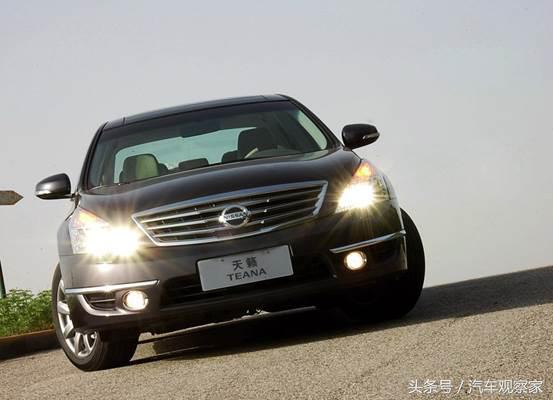 老天籁买2.3还是3.5,日产天籁用5w30好还是用40机油好