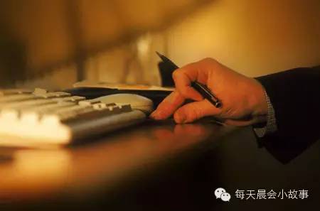 晨会励志小故事及感悟感恩,晨会分享的真实故事视频