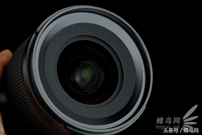 富士中画幅gfx50sii视频评测,富士gfx50s二代高感和全画幅对比