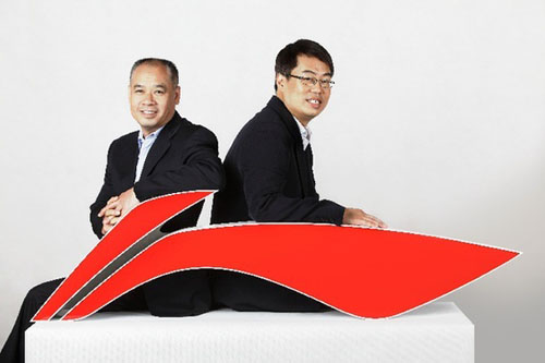 易建联扔鞋事件是哪一年,易建联丢李宁鞋事件