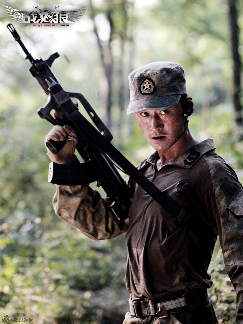 吴京军人梦背后的两个男人：特种兵之父刘猛和62亿编剧董群