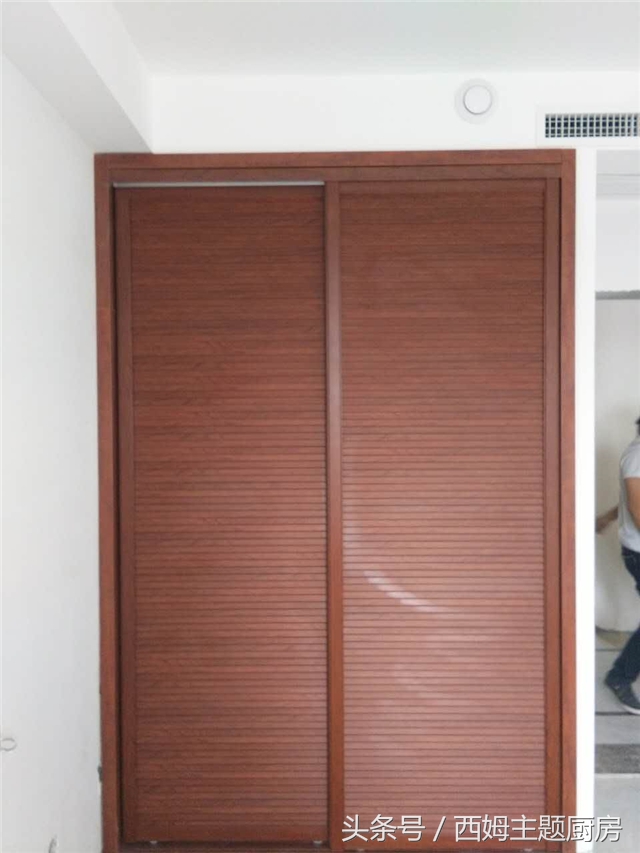 移门衣柜最新款式第一名,卧室推拉门衣柜推荐购买