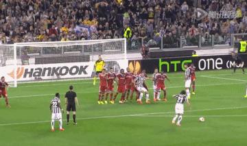 最伟大中场皮尔洛,一代中场大师皮尔洛经典的进球