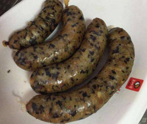 自制香肠10斤猪肉可以出多少香肠,自制香肠为什么肉又硬又柴