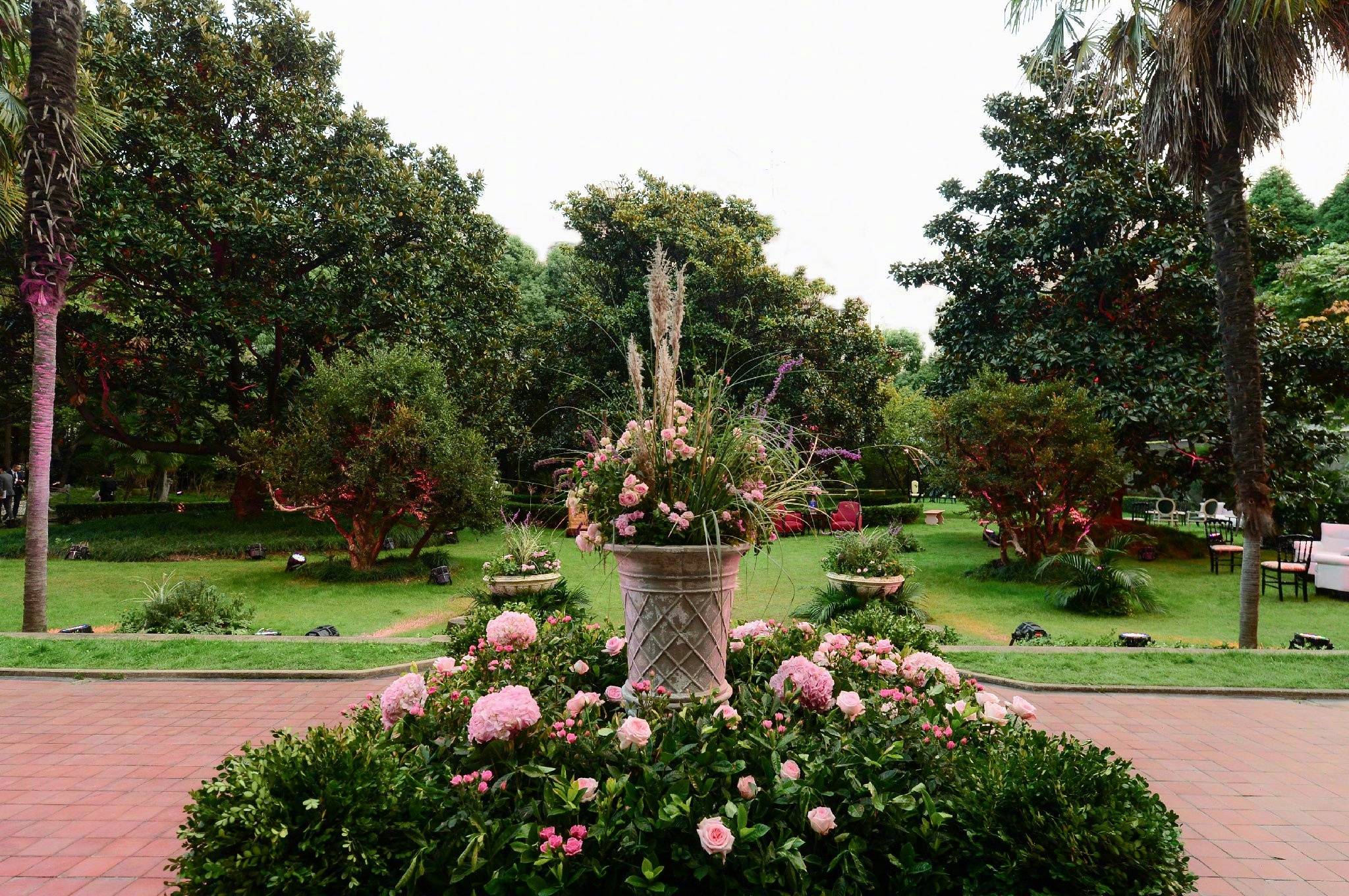 gucci最新款倪妮广告款,倪妮代言gucci穿搭