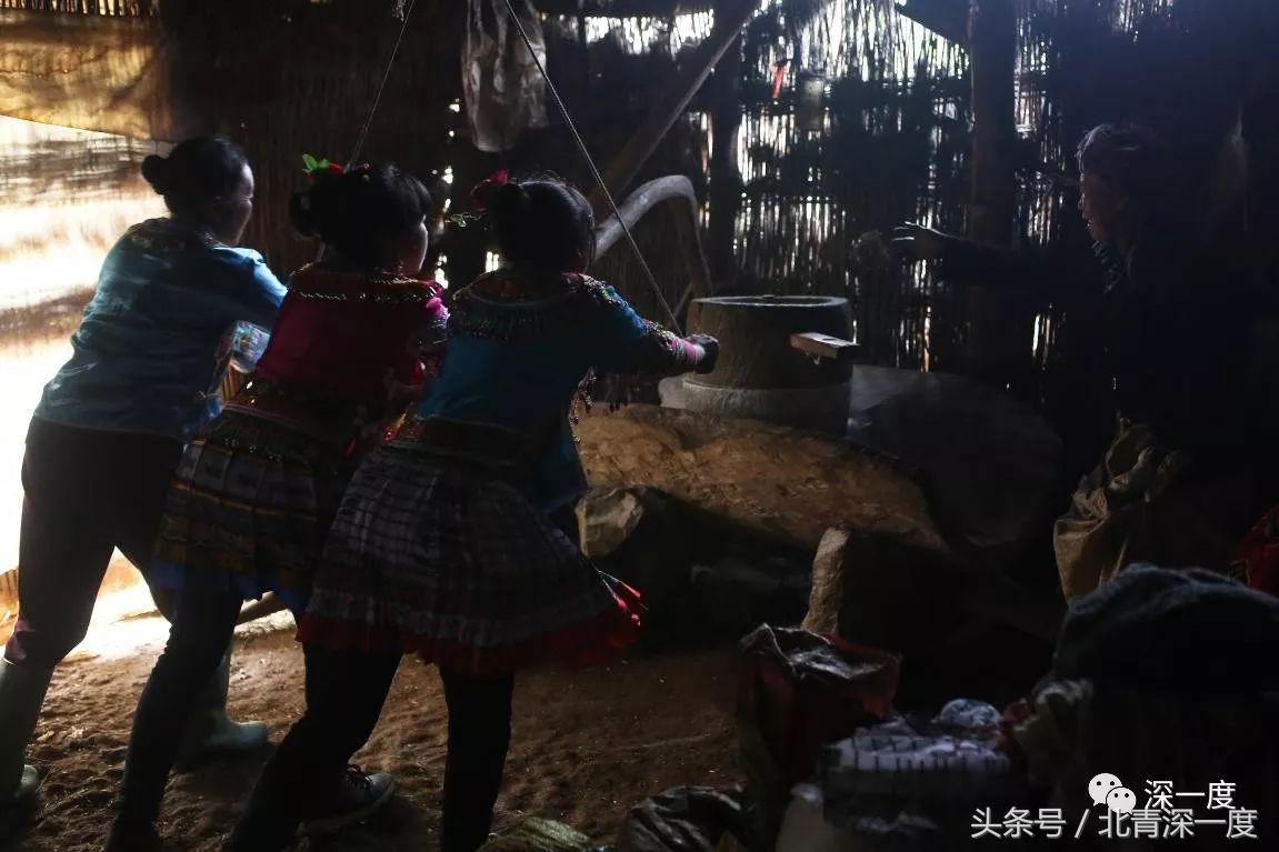 鹿晗泥坑,鹿晗在泥坑里