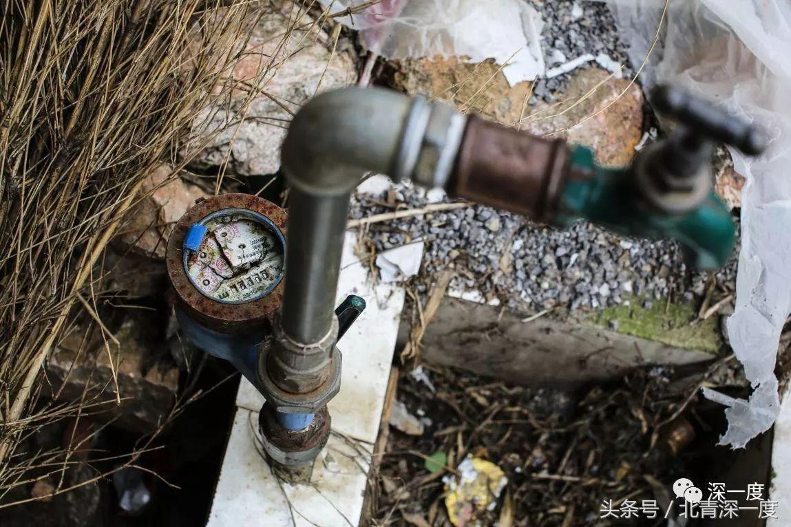 鹿晗泥坑,鹿晗在泥坑里