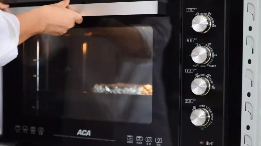 自己做裱花蛋糕简单方法,做蛋糕的简单方法裱花