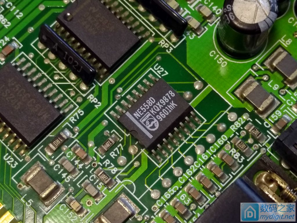 创新soundblaster5.1外置声卡,创新soundblasterawegold声卡