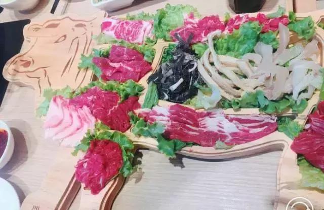 天冷了，一家一家吃起来，这些大连今年新开的网红火锅店