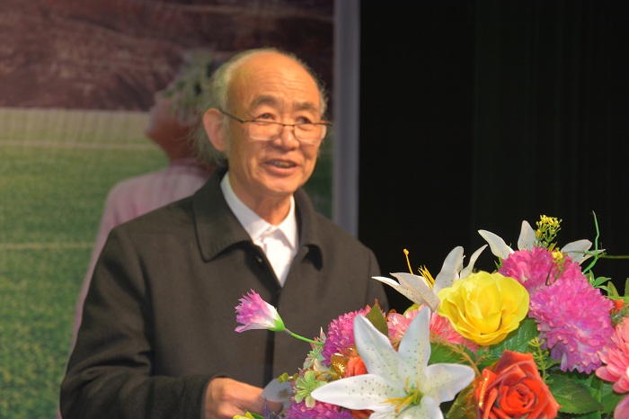 脚尖上的信天游电影梗概,脚尖上的信天游解说