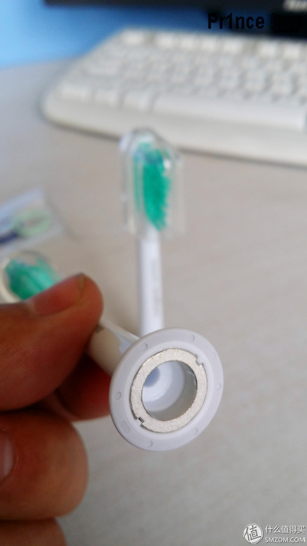 椋炲埄娴hilips鐢靛姩鐗欏埛澶磆x242m,椋炲埄娴︾數鍔ㄧ墮鍒峰ごhx6720