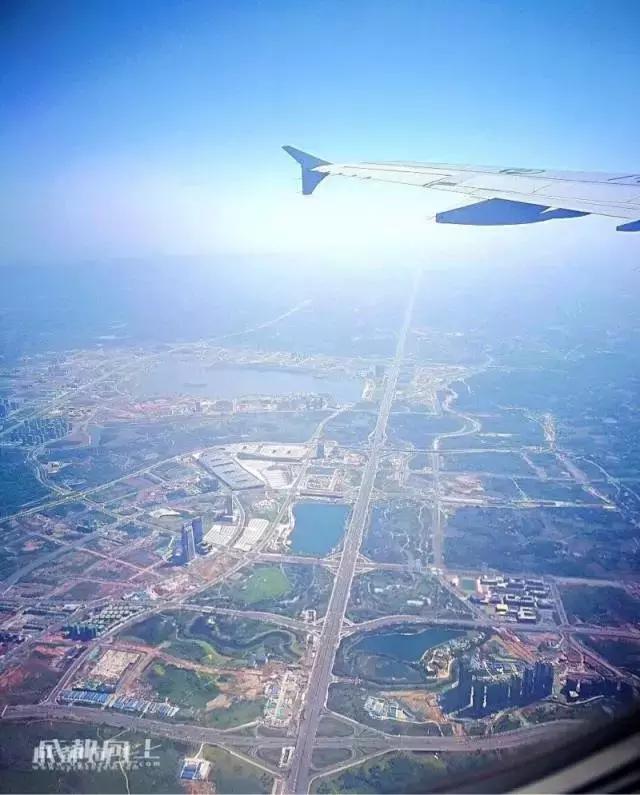 天府新区中央商务区天府里,成都天府广场附近收藏品