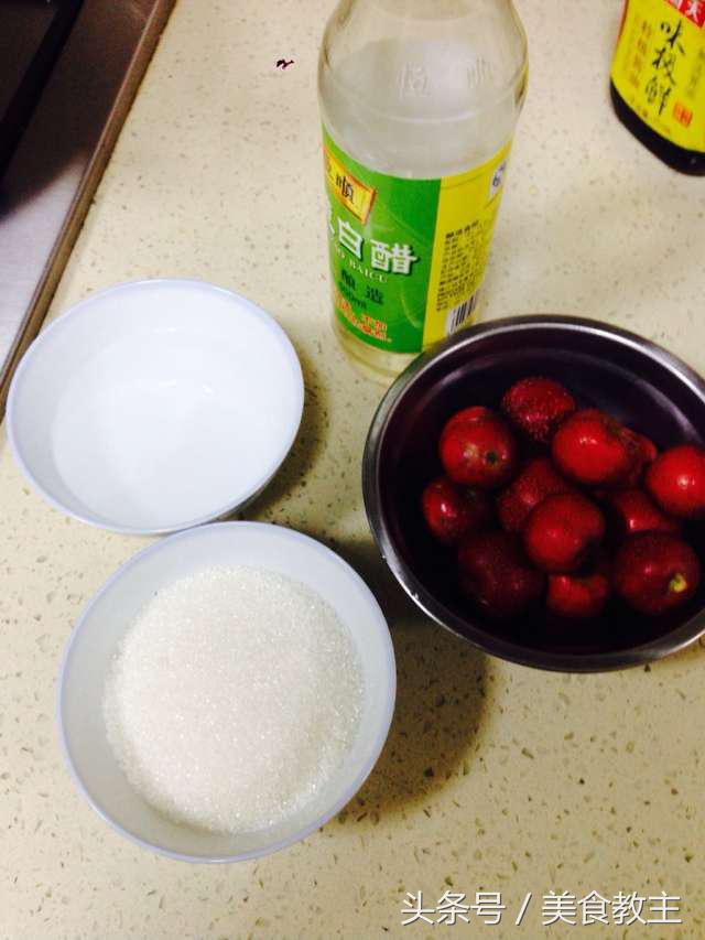 山楂雪球怎么做糖霜不掉还不酸,山楂雪球怎么做不挂霜
