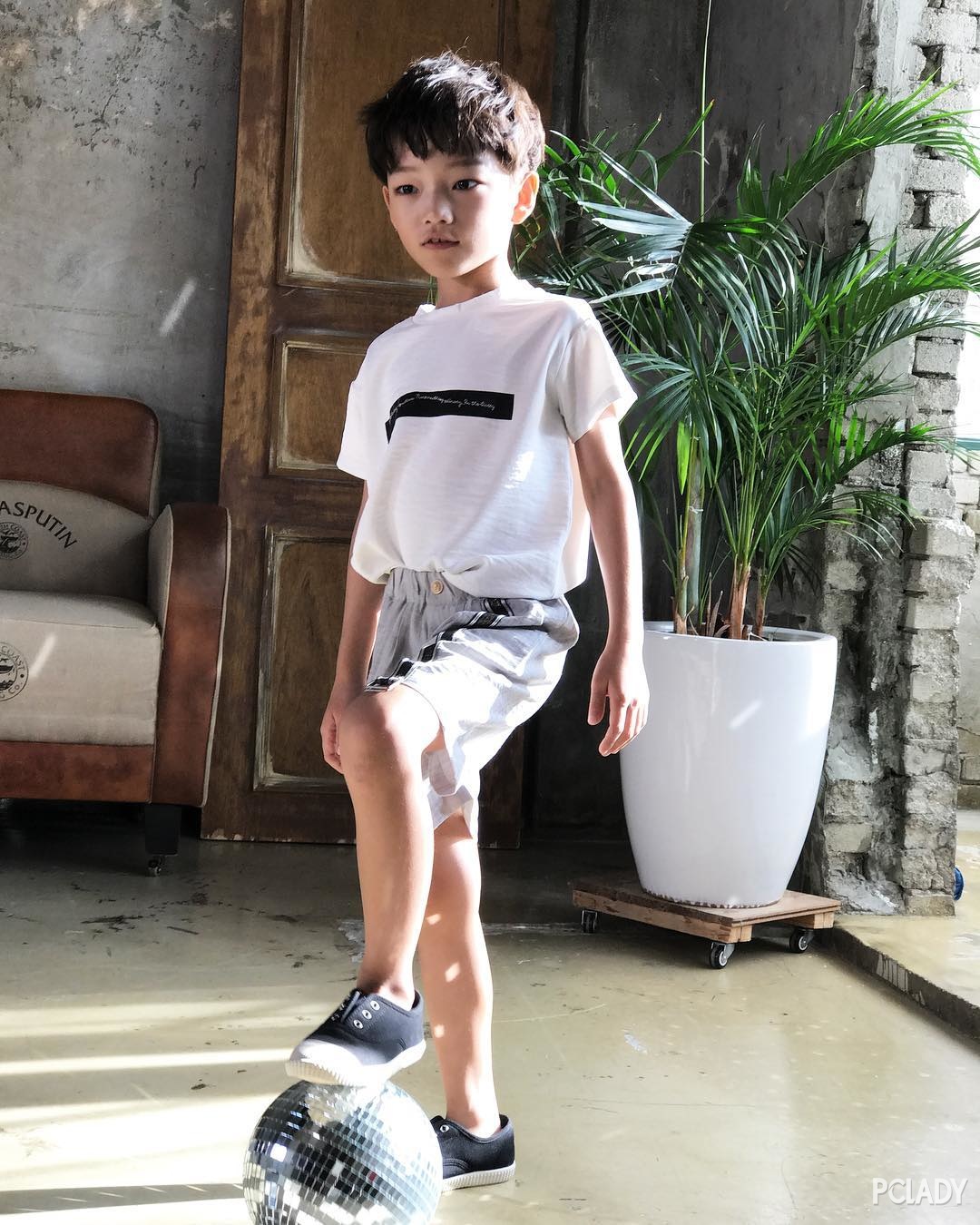 首尔时装周最会穿的竟然是熊孩子们！