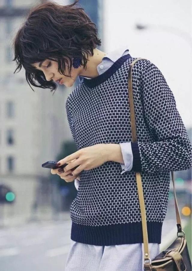 毛衣衬衫合体,衬衫毛衣配什么cp好看