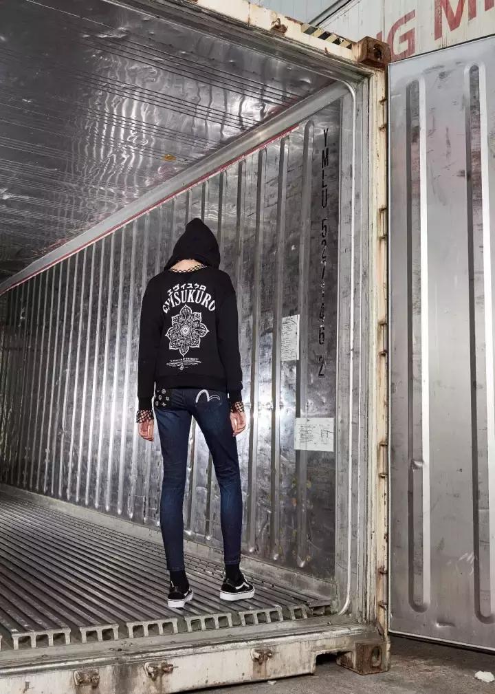 nike最新联名lv,lvnike