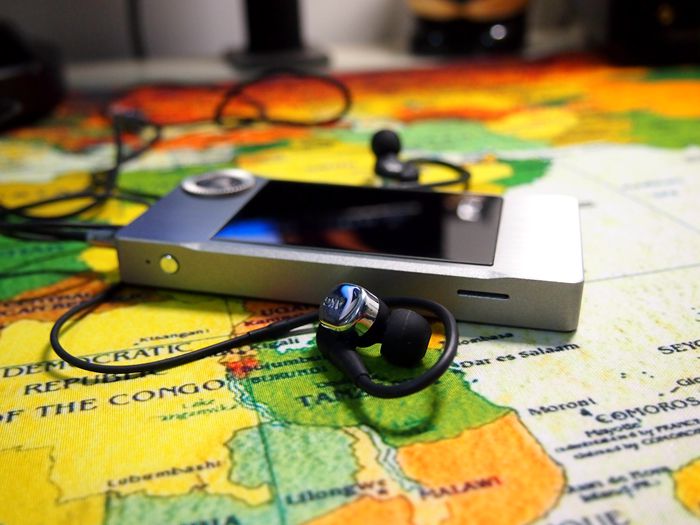 AKGN40圈铁入耳式运动耳塞听后感：可换线模式、生而不凡