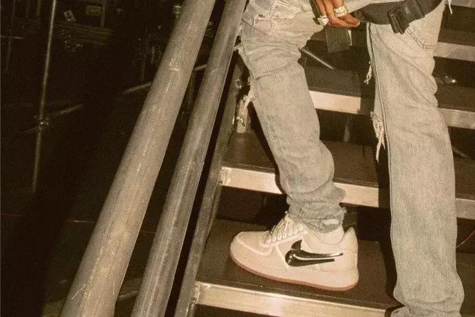 nike最新联名lv,lvnike