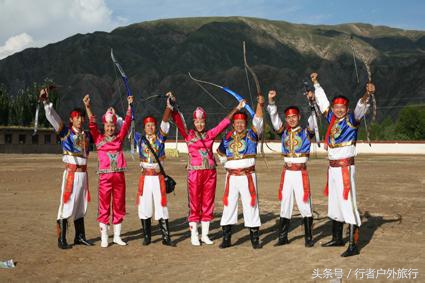 56种民族传统服饰在一起,五十六个民族服饰你更喜欢哪个