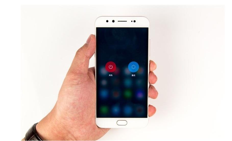 3040mAh+64GB，这台旗舰原价2798元已不足2000元