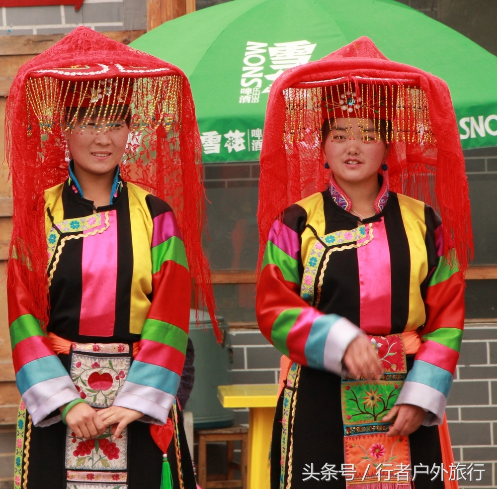 56种民族传统服饰在一起,五十六个民族服饰你更喜欢哪个