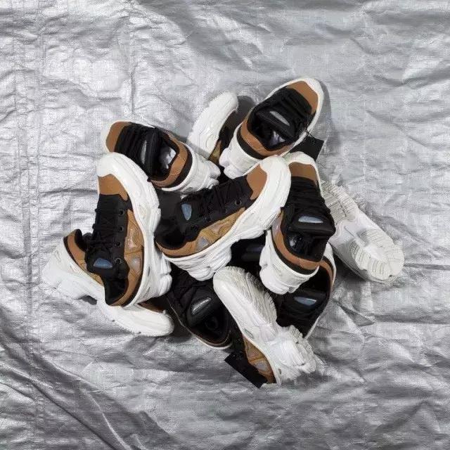 买不起八千块的巴黎世家，这些老爹鞋你可以试试