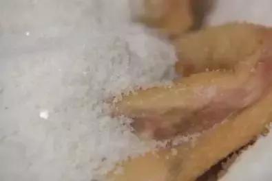 只有简单材料怎么做鸡肉,只需一种调料就能做的美味料理