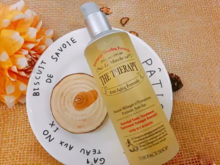 最近肌肤干燥紧绷那先从换这“五款秋冬超保湿的精华水”开始吧……