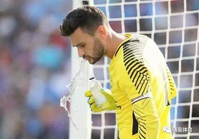 足球中怎么补水,足球运动喝水的正确方法