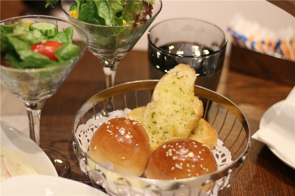 闺蜜相聚出游,闺蜜小聚好去处酒店